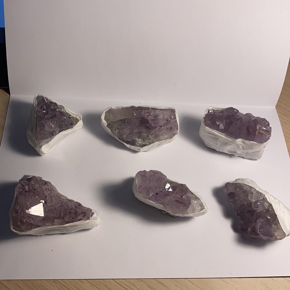 Raw Amethyst Geode crystal Clusters - Picture 4 of 11
